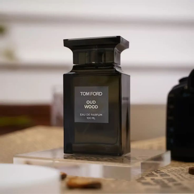 Oud Wood Eau de Parfum – 100ml